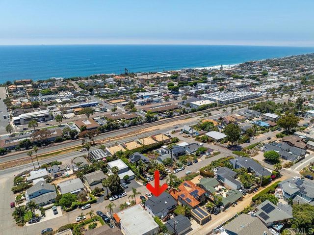 837 Dewitt Avenue, Encinitas, CA 92024