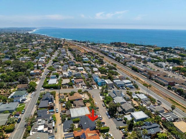 837 Dewitt Avenue, Encinitas, CA 92024