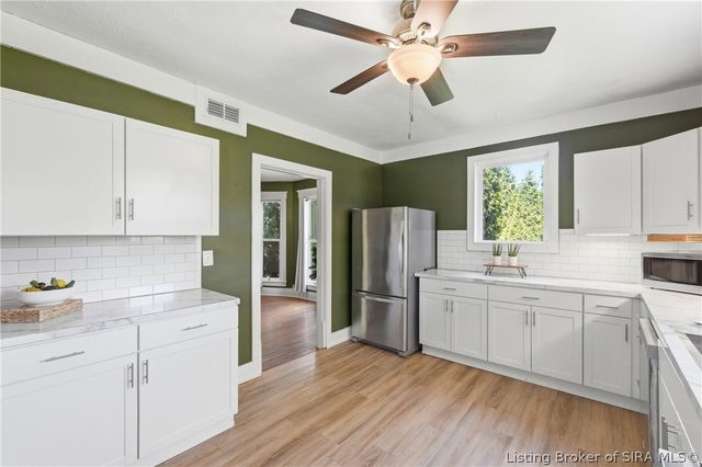 209 Maple Court, Lagrange, KY 40031