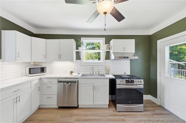 209 Maple Court, Lagrange, KY 40031