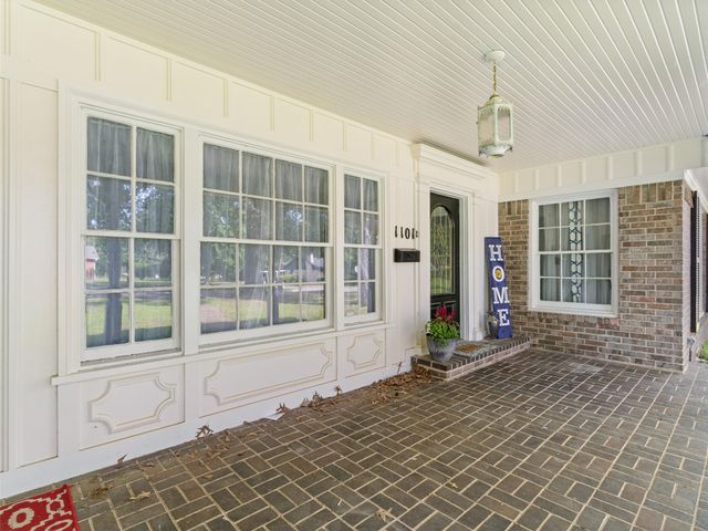 1101 N Bledsoe St, Gilmer, TX 75644