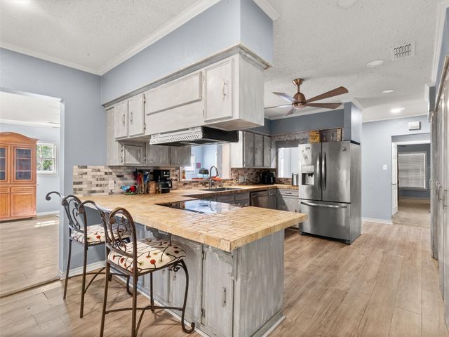1101 N Bledsoe St, Gilmer, TX 75644