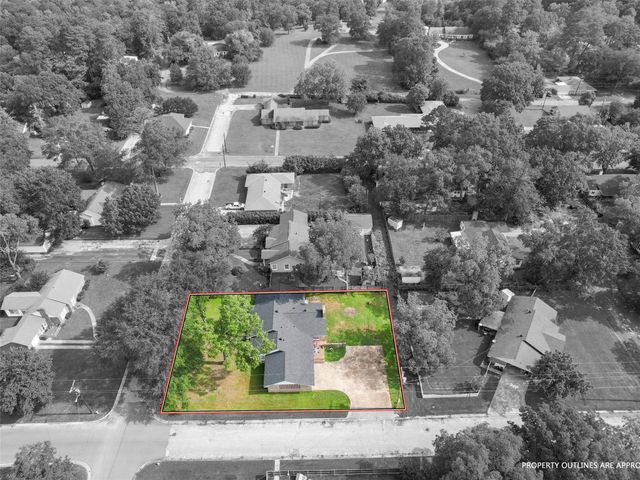 1101 N Bledsoe St, Gilmer, TX 75644