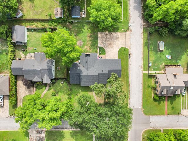 1101 N Bledsoe St, Gilmer, TX 75644