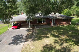 3325 Safer Dr, Slaughter, LA 70777