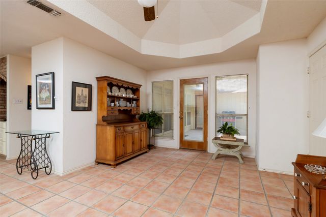 111 Florine Court, Hudson Oaks, TX 76087