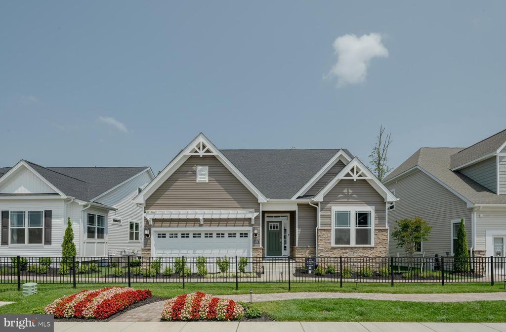 5332 KINGS CANYON CT, White Plains, MD 20695