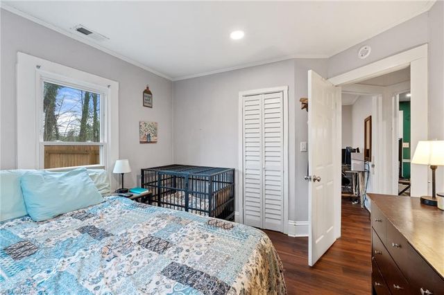 4015 Pleasant Garden Road, Greensboro, NC 27406