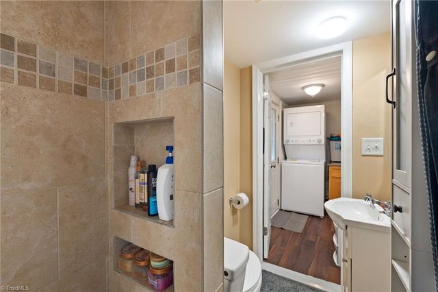 4015 Pleasant Garden Road, Greensboro, NC 27406