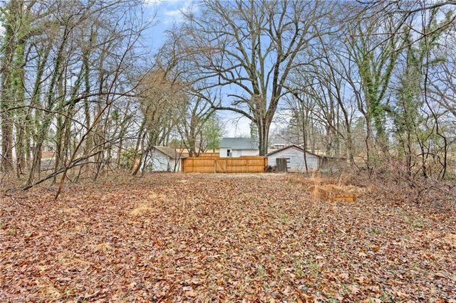 4015 Pleasant Garden Road, Greensboro, NC 27406