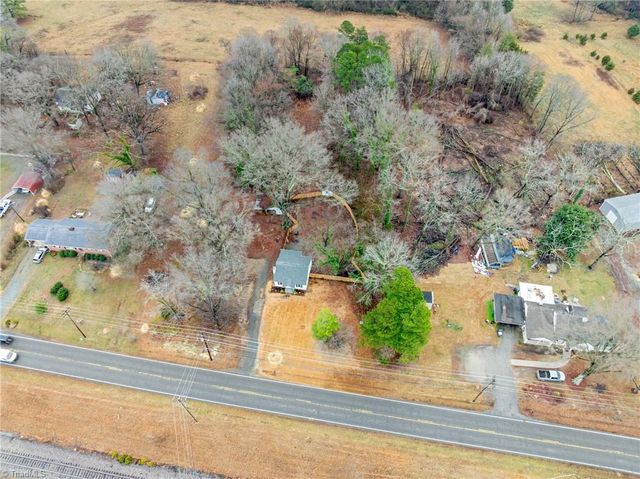 4015 Pleasant Garden Road, Greensboro, NC 27406