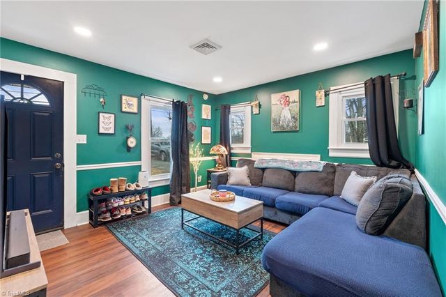 4015 Pleasant Garden Road, Greensboro, NC 27406