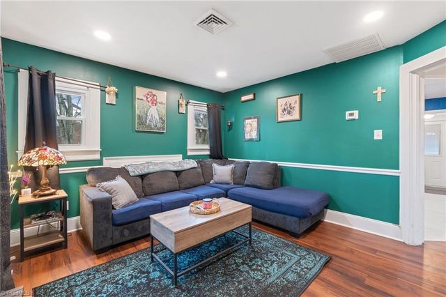 4015 Pleasant Garden Road, Greensboro, NC 27406