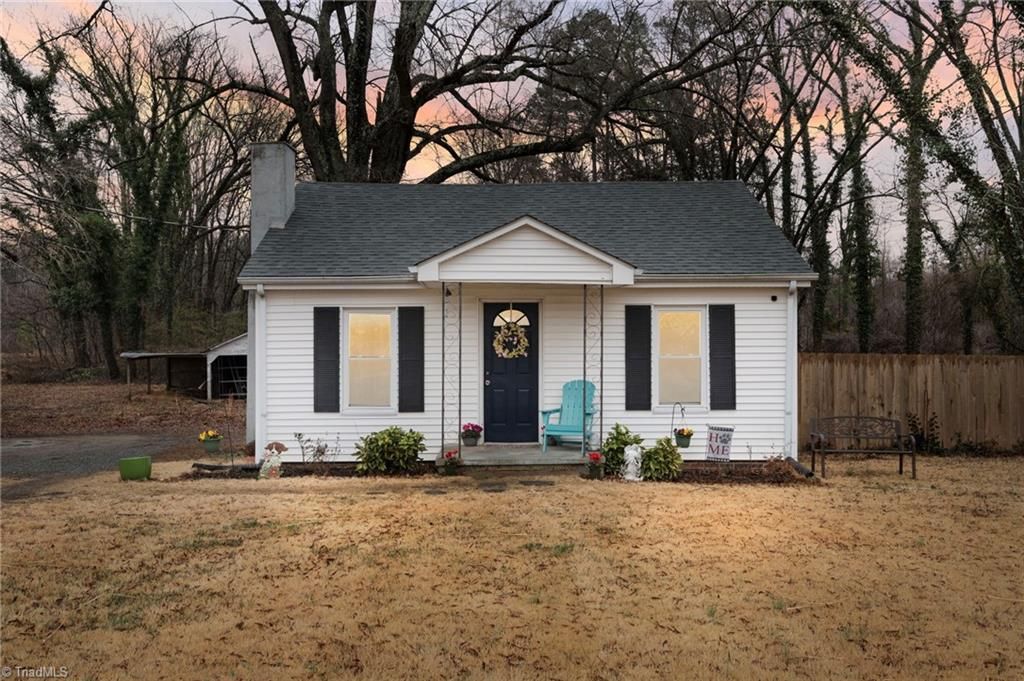 4015 Pleasant Garden Road, Greensboro, NC 27406