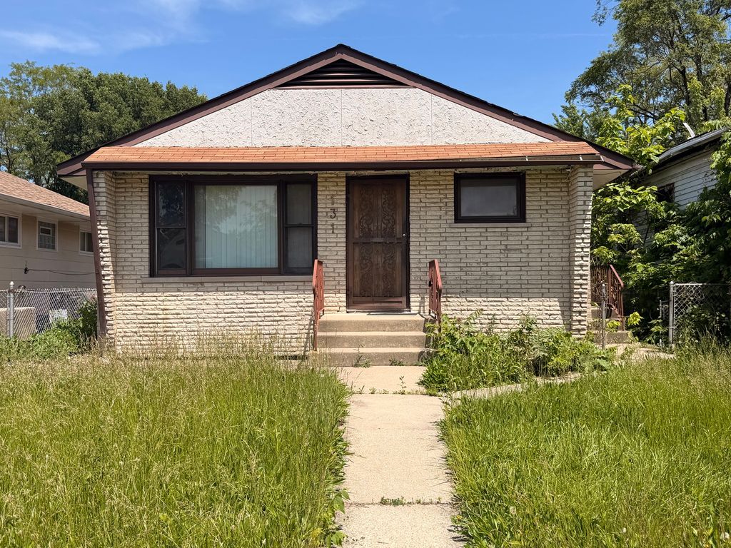 131 W 150TH Street, Harvey, IL 60426