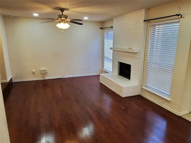 2902 Southern Cross Drive, Garland, TX 75044