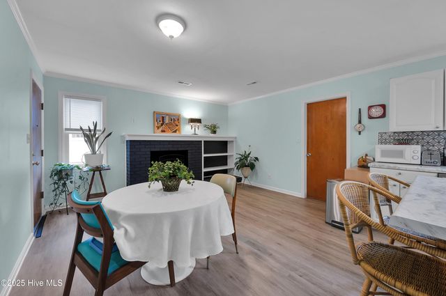 207 College Avenue, Washington, NC 27889