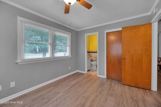 207 College Avenue, Washington, NC 27889