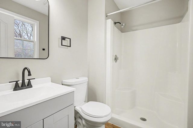 17 MASON DIXON DR, Littlestown, PA 17340