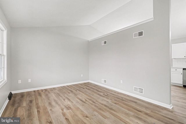 17 MASON DIXON DR, Littlestown, PA 17340