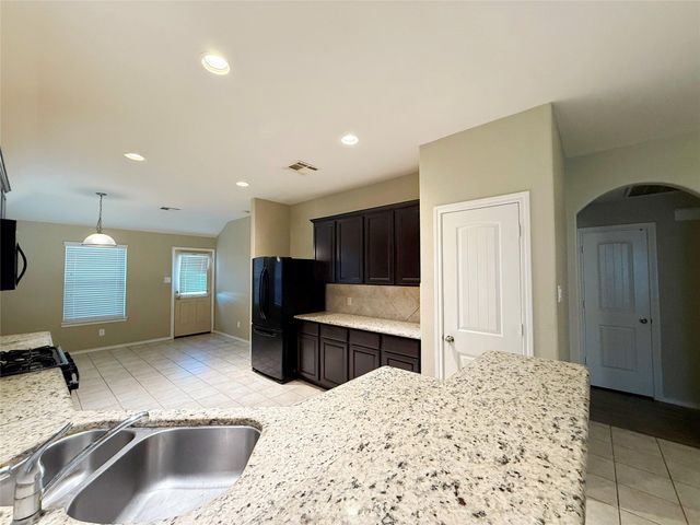 1626 Thornhollow Drive, Houston, TX 77014