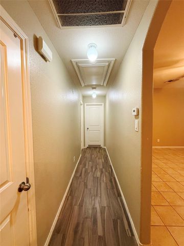 1626 Thornhollow Drive, Houston, TX 77014