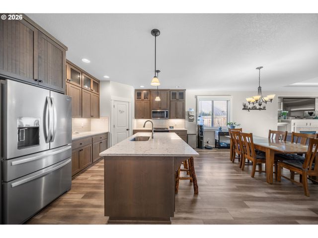 12089 TOLSTRUP Dr, Oregon City, OR 97045