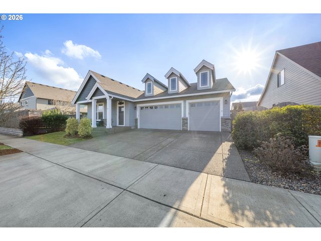 12089 TOLSTRUP Dr, Oregon City, OR 97045