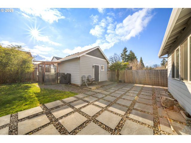 12089 TOLSTRUP Dr, Oregon City, OR 97045