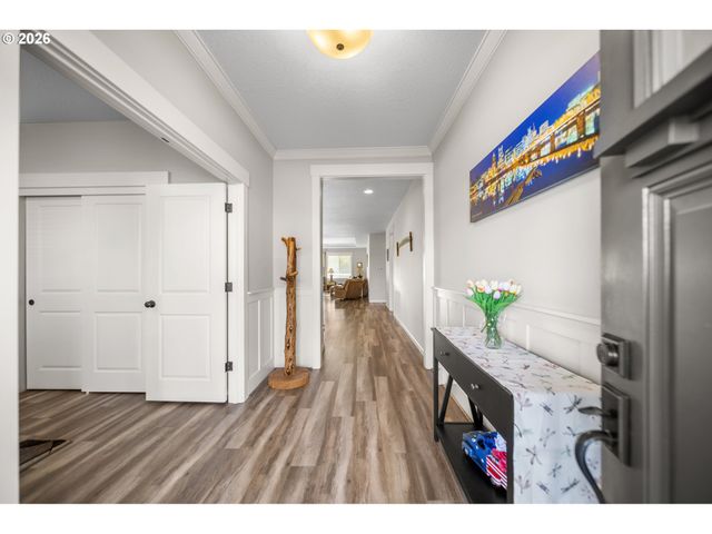 12089 TOLSTRUP Dr, Oregon City, OR 97045