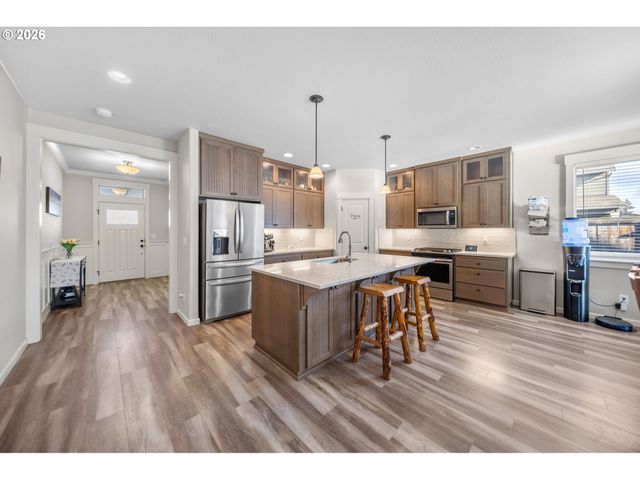 12089 TOLSTRUP Dr, Oregon City, OR 97045