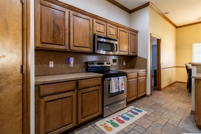 1808 January Place, Moore, OK 73160
