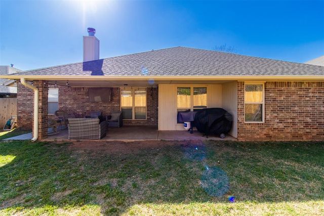 1808 January Place, Moore, OK 73160