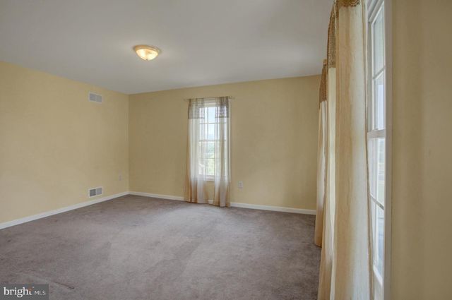 1724 BELL AVE, Chambersburg, PA 17202