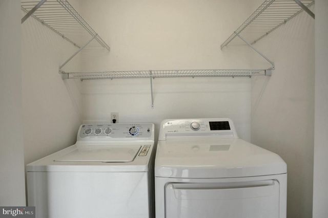 1724 BELL AVE, Chambersburg, PA 17202