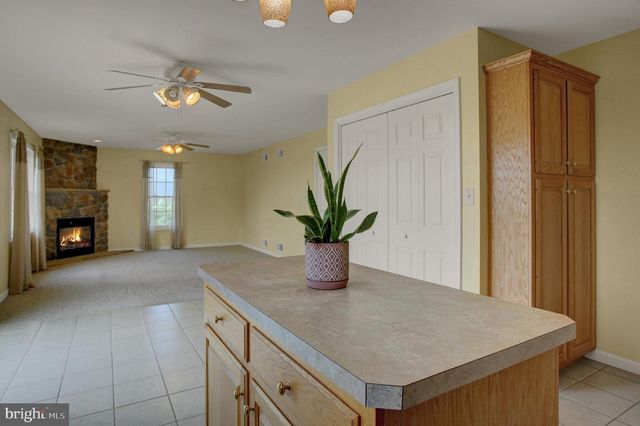 1724 BELL AVE, Chambersburg, PA 17202