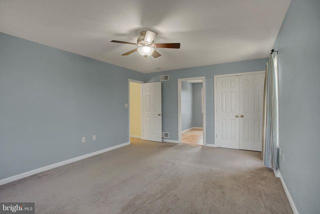 1724 BELL AVE, Chambersburg, PA 17202