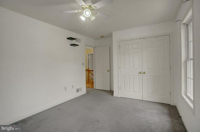 1724 BELL AVE, Chambersburg, PA 17202