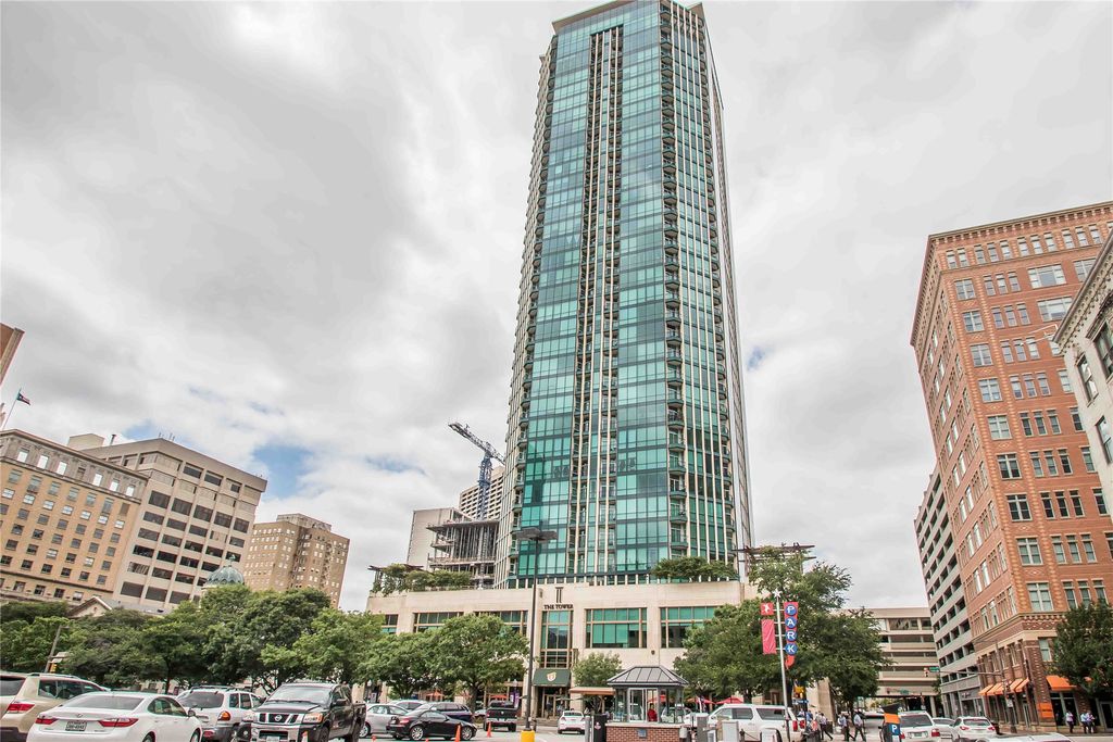 500 Throckmorton Street 1004, Fort Worth, TX 76102
