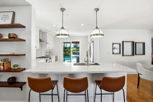 5198 Bocaw Pl, San Diego, CA 92115