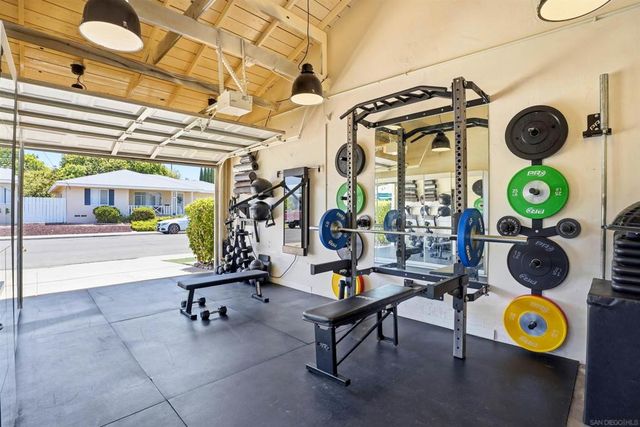 5198 Bocaw Pl, San Diego, CA 92115