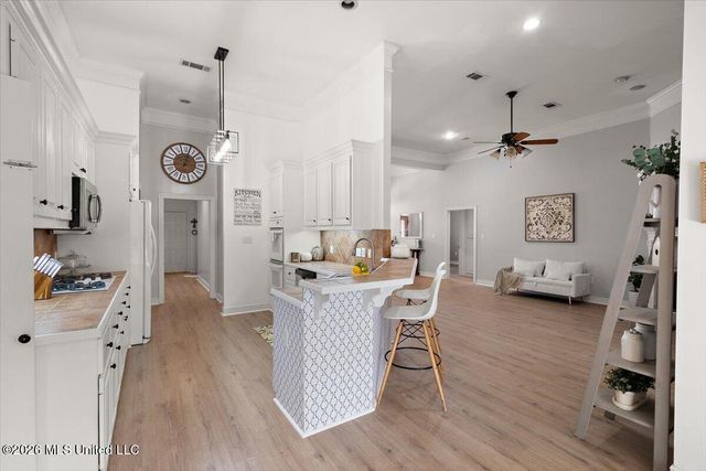 707 Highland Place, Brandon, MS 39047