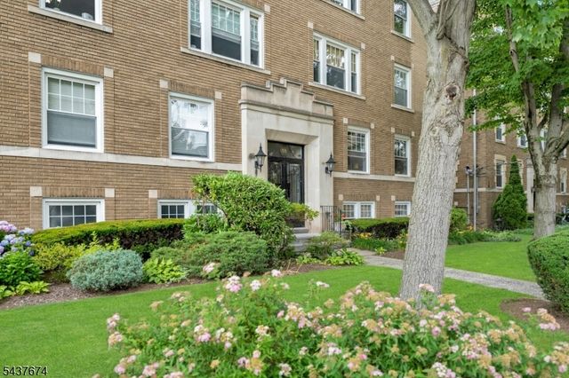 55 Park Avenue 46, Bloomfield Twp., NJ 07003