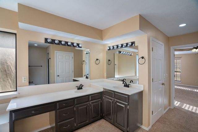 300 E Short Street, Leonard, TX 75452