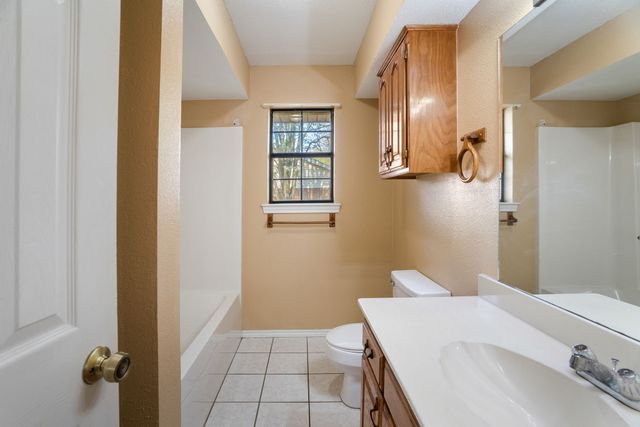 300 E Short Street, Leonard, TX 75452