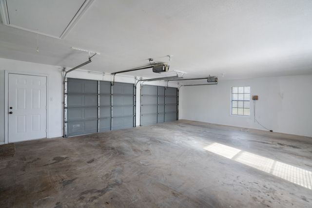 300 E Short Street, Leonard, TX 75452