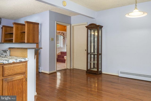 1016 W BOOT RD, Downingtown, PA 19335