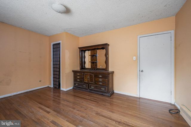 1016 W BOOT RD, Downingtown, PA 19335