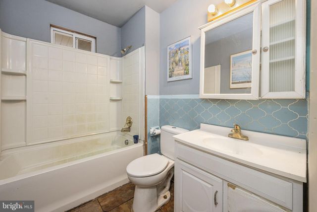 1016 W BOOT RD, Downingtown, PA 19335