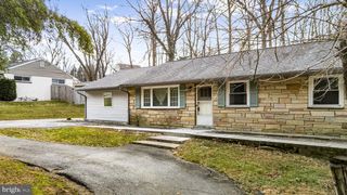 1016 W BOOT RD, Downingtown, PA 19335